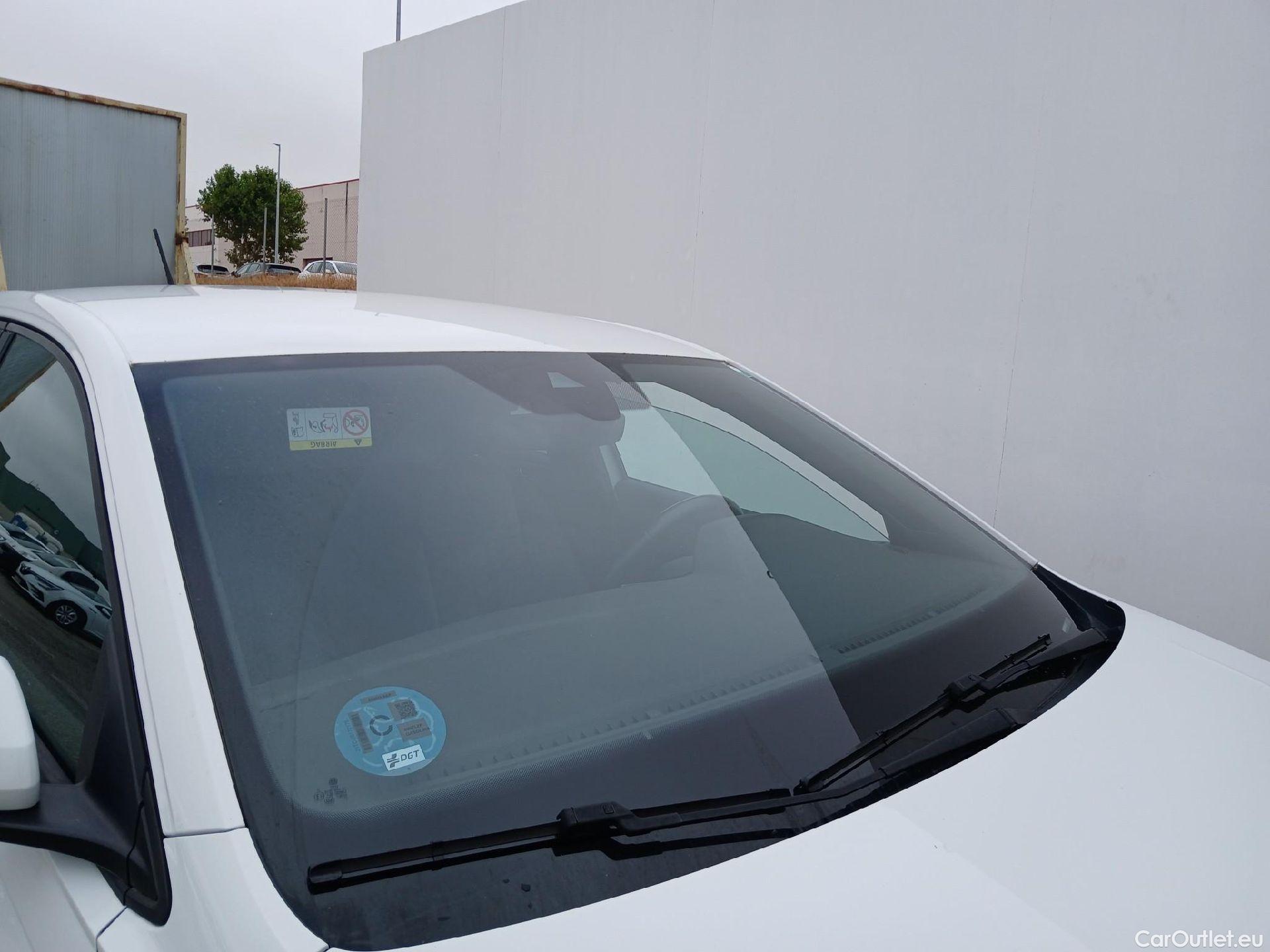  Volkswagen  Polo VOLKSWAGEN  / 2021 / 5P / berlina con portón R-Line 1.0 TSI 70kW (95CV) #12
