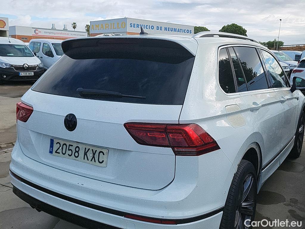  Volkswagen  Tiguan VOLKSWAGEN  / 2016 / 5P / todoterreno Sport 2.0 TDI 110kW (150CV) DSG #29