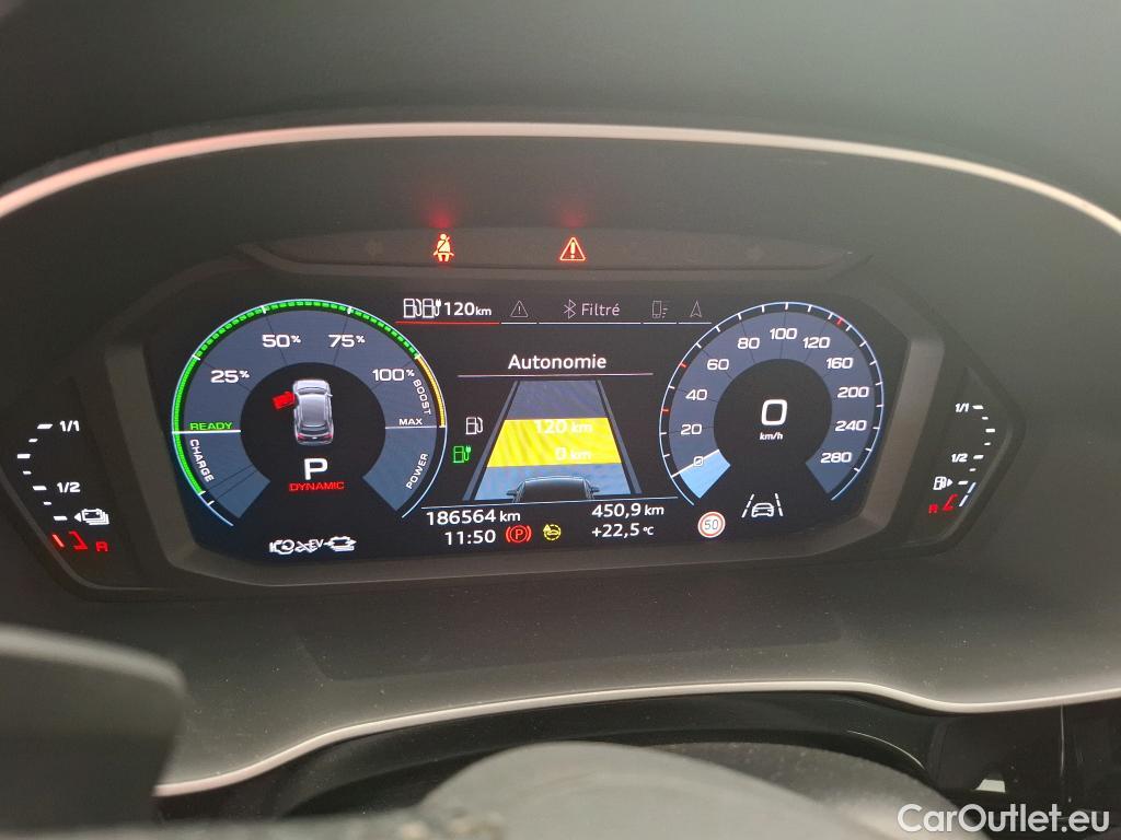  Audi  Q3 AUDI  / 2018 / 5P / SUV 45 TFSI E 245 S TRONIC BUSINESS LINE #22