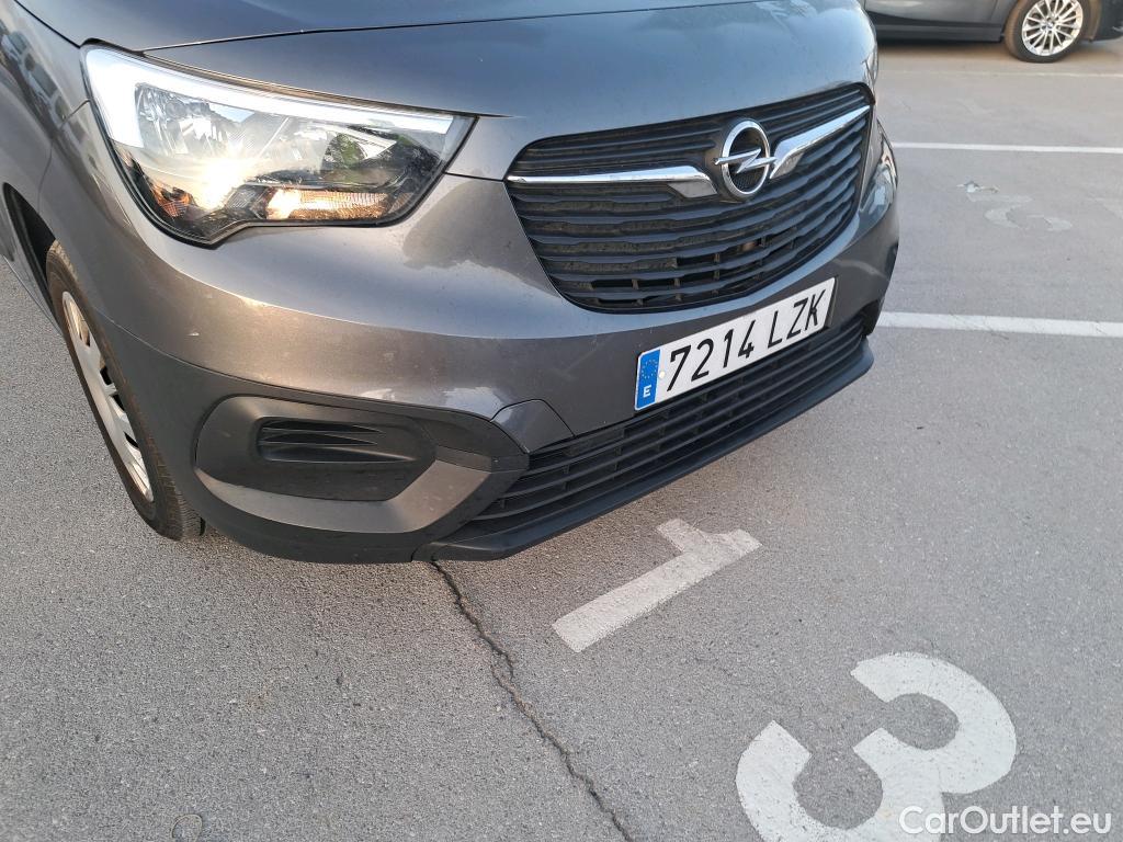  Opel  Combo OPEL  Life / 2018 / 5P / monovolumen compacto 1.5 TD 75kW (100CV) S/S Edition L #21