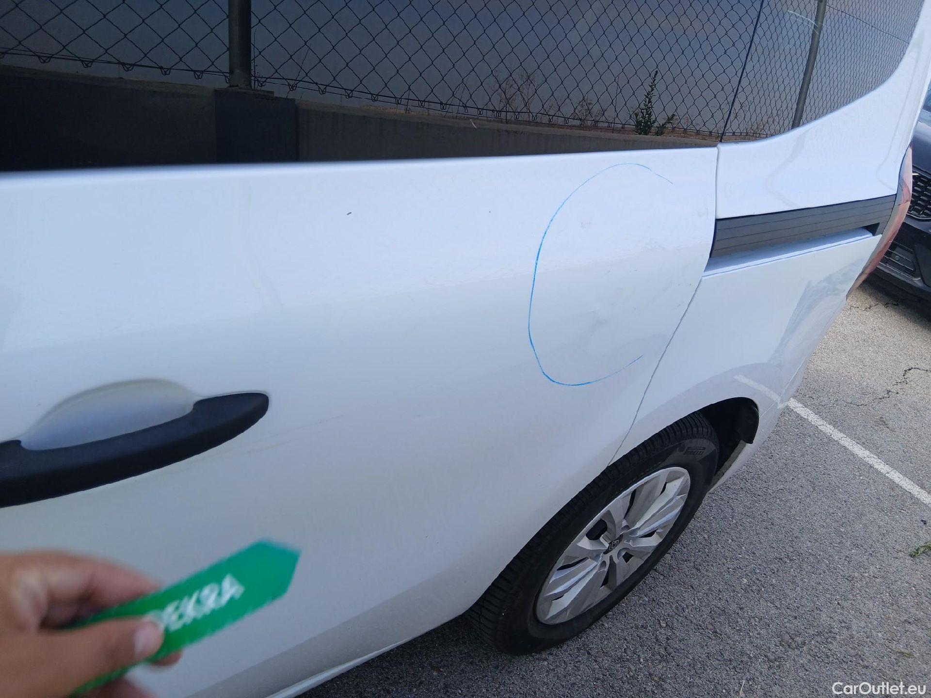  Renault  Kangoo RENAULT  Combi / 2021 / 5P / monovolumen compacto Authentic 1.5 blue dci 70kw (95cv) #27