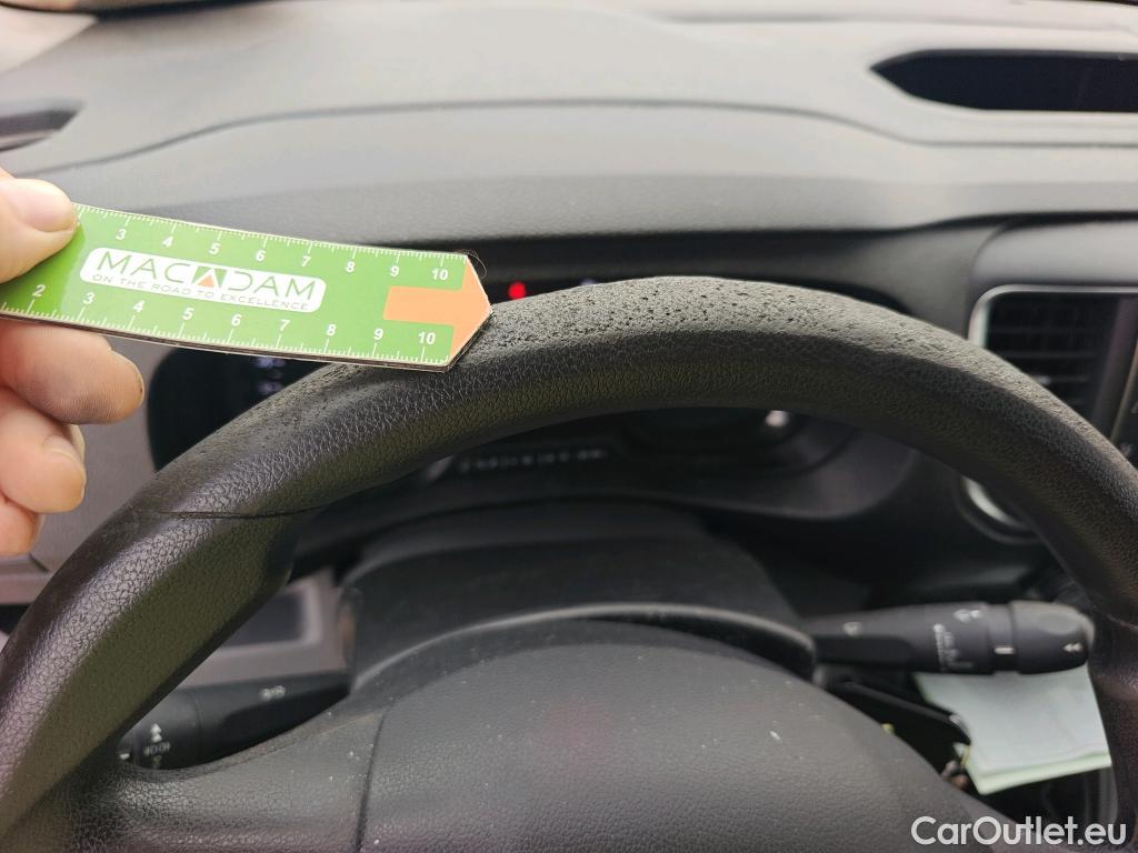  Peugeot  Expert PEUGEOT  / 2016 / 4P / furgón Furgón Premium 1.5 BlueHDi 100 Standard #40