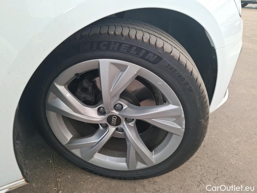  Audi  A4 AUDI  Avant / 2019 / 5P / Break 35 TFSI 150 S tronic S line #9