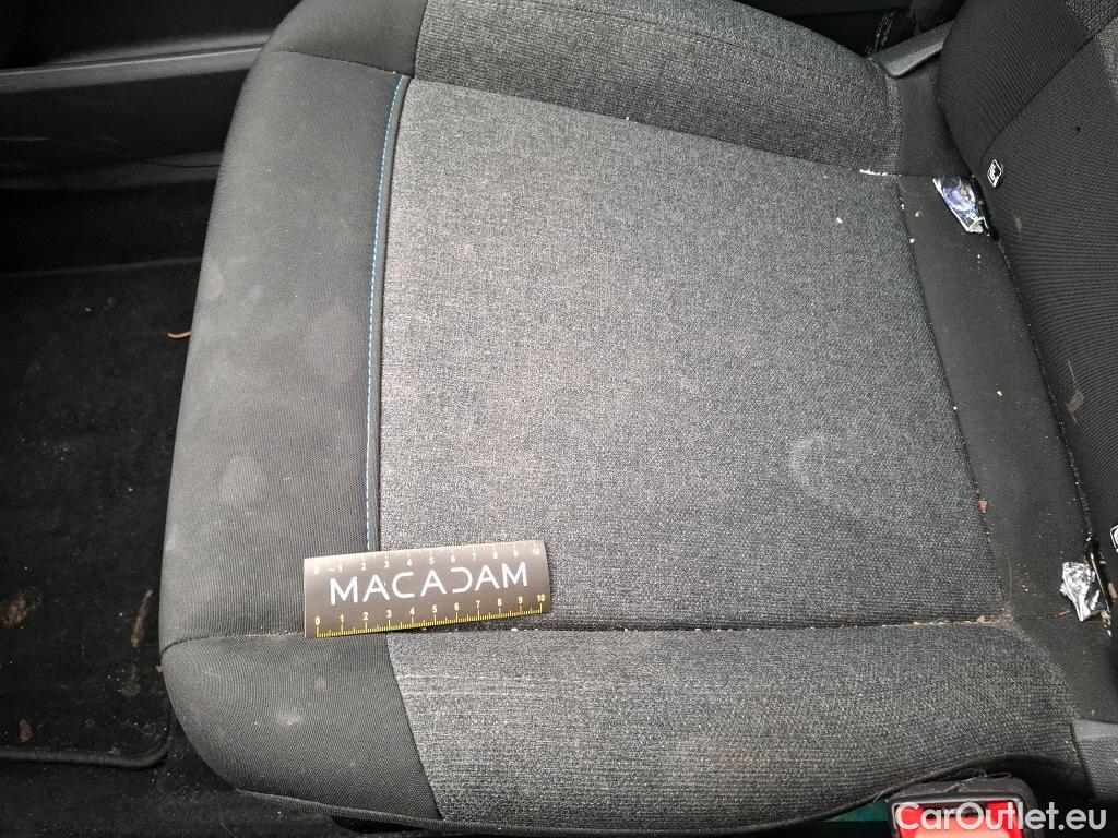  Citroen  C5 Aircross CITROEN  / 2022 / 5P / SUV MHEV 136 e-DCS6 YOU #60