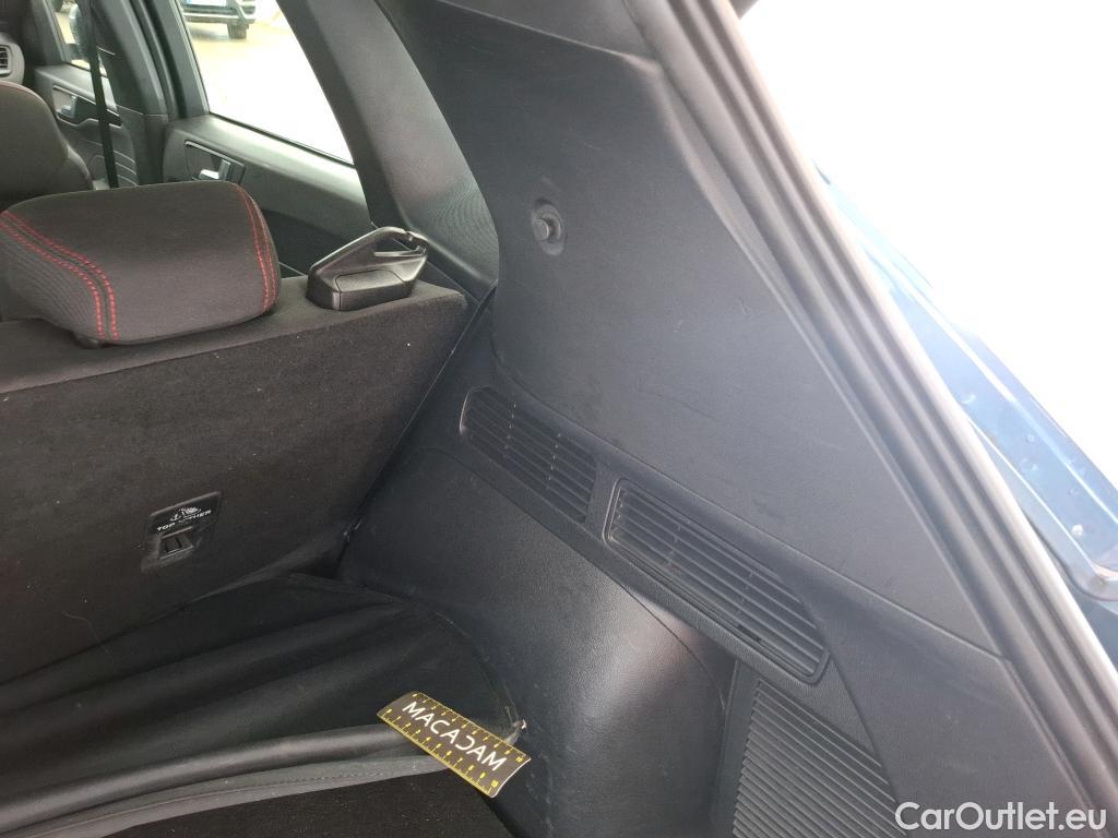  Ford  Kuga FORD  / 2019 / 5P / SUV 2.5 190 Hybrid FlexiFuel Pshif ST-Line B #8