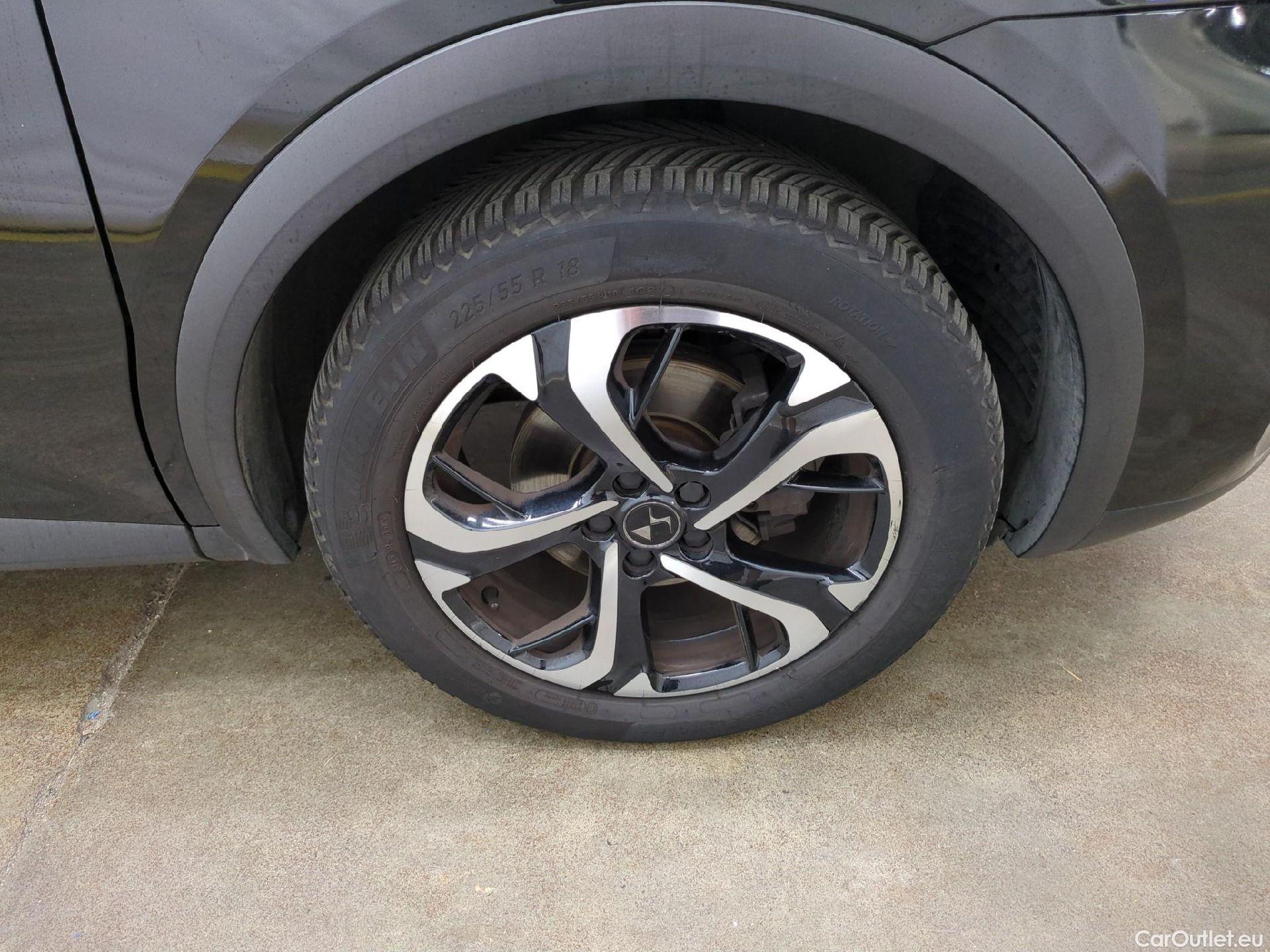  DS  DS7 7 Crossback Business 1.2 PureTech 130CV BVA8 E6d #18
