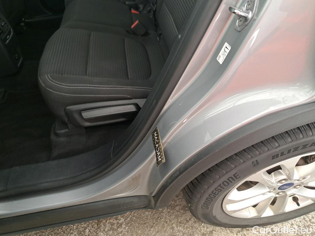  Ford  Kuga FORD  / 2019 / 5P / SUV 2.5 Dur 225 hybrid PHEV Pshift Titanium #55
