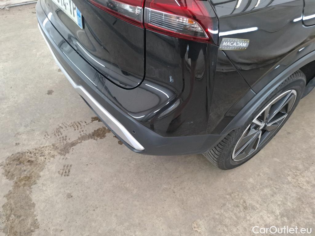  Nissan  Qashqai NISSAN  / 2021 / 5P / Crossover 1.3 MHEV 158ch Xtronic N-Style(SP) #19