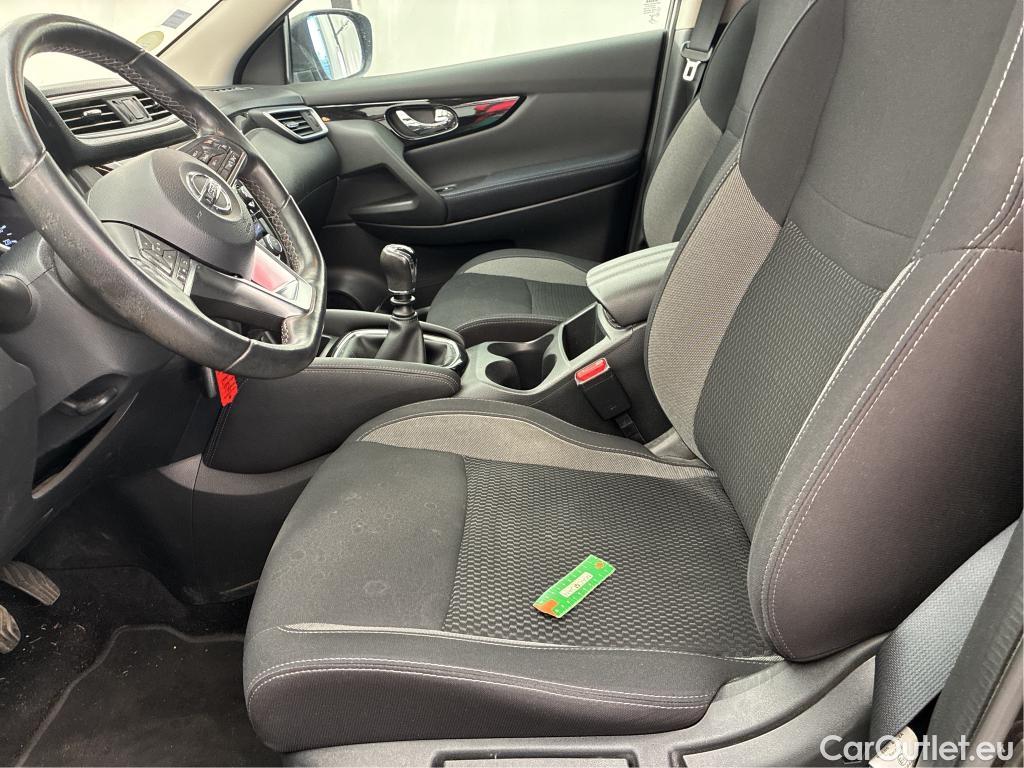  Nissan  Qashqai NISSAN  / 2017 / 5P / Crossover 1.5 DCI 115 Business Edition #25