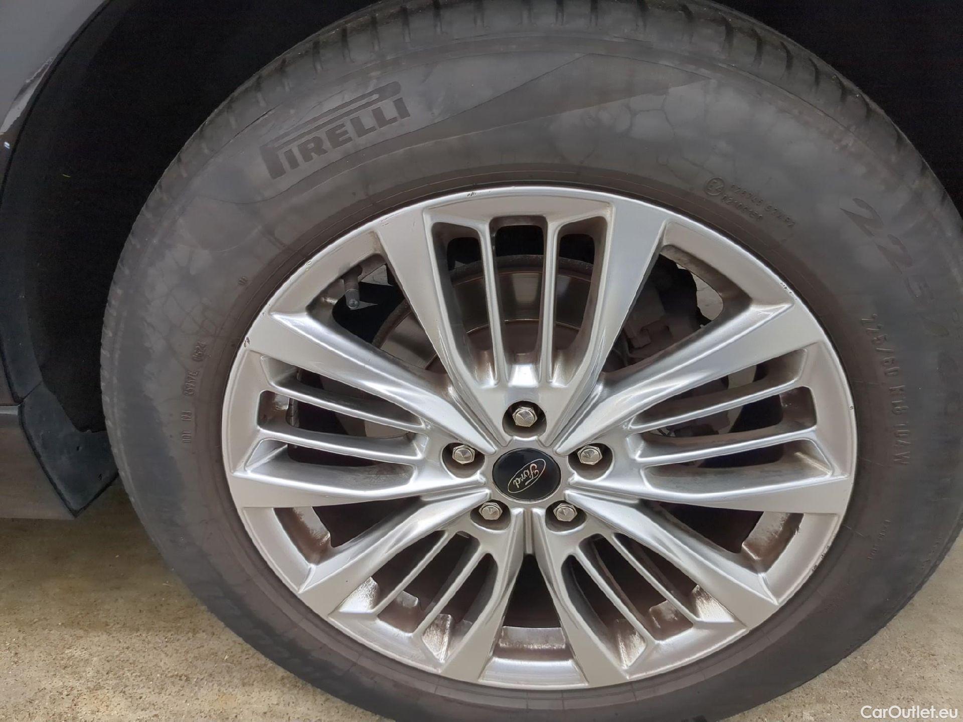  Ford  Kuga  Vignale 1.5 EcoBlue 120CV BVA8 E6dT #4