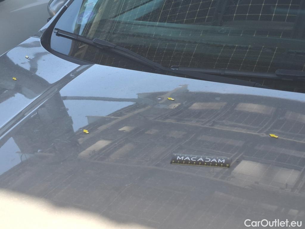  Ford  Kuga FORD  / 2019 / 5P / SUV 2.5 Dur 225 hybrid PHEV Pshift Titanium #35