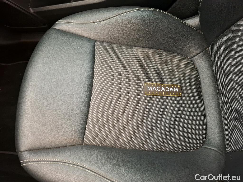  Mercedes  B-Klasse MERCEDES-BENZ Classe B / 2019 / 5P / monospace B 180 d Business Line Edition BA8 #39