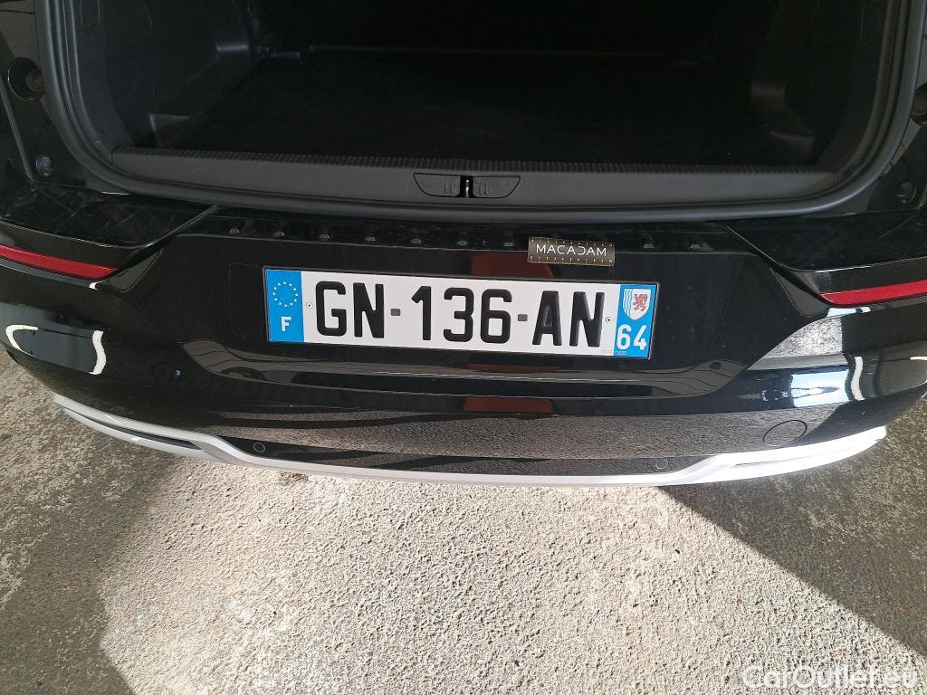  Opel   Grandland X Grandland X Elegance Business 1.5 130CV BVA8 6E #40