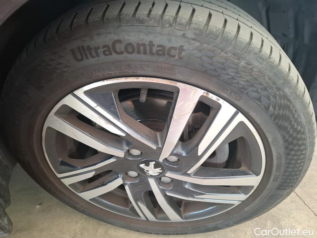  Peugeot  208  Allure Business 1.5 HDi 100CV BVM6 E6d #23