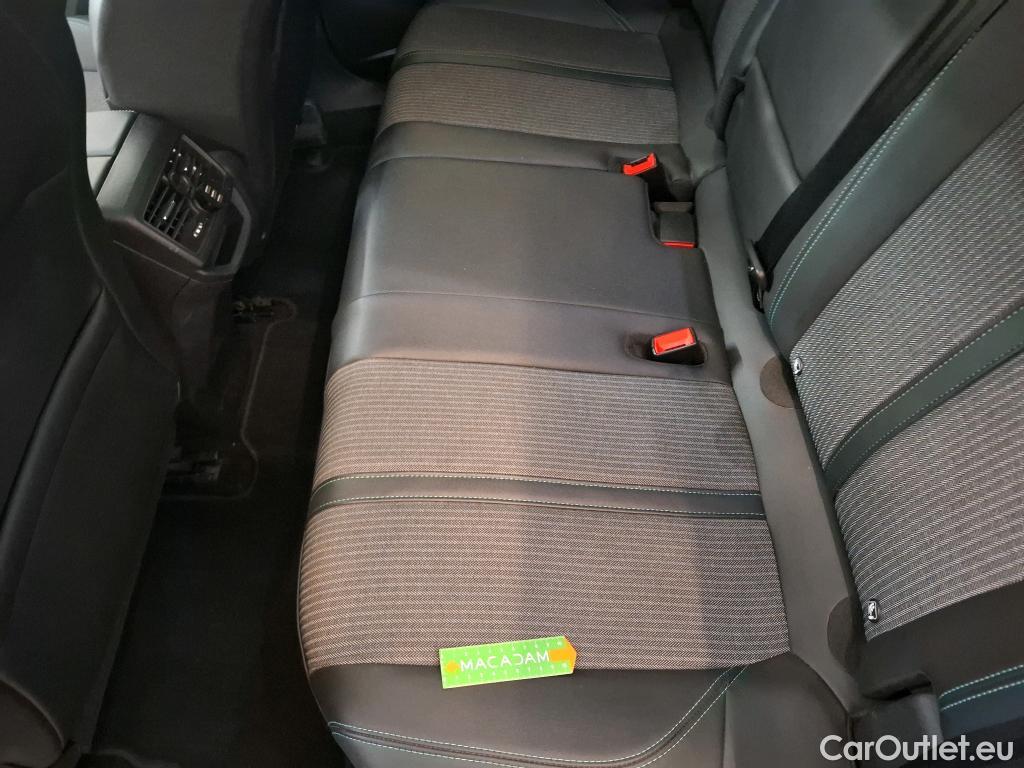  Peugeot  3008  Allure 1.5 HDi 130CV BVA8 E6d #30