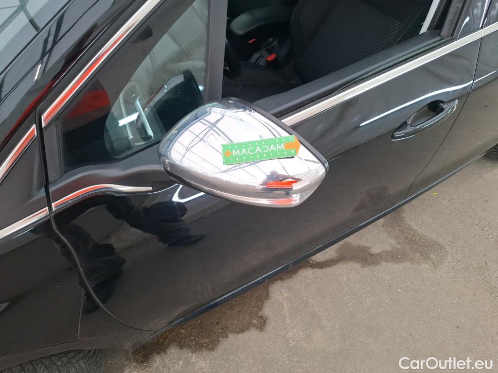  Peugeot  208  Allure Business 1.2 PureTech 110CV BVM6 E6dT #52