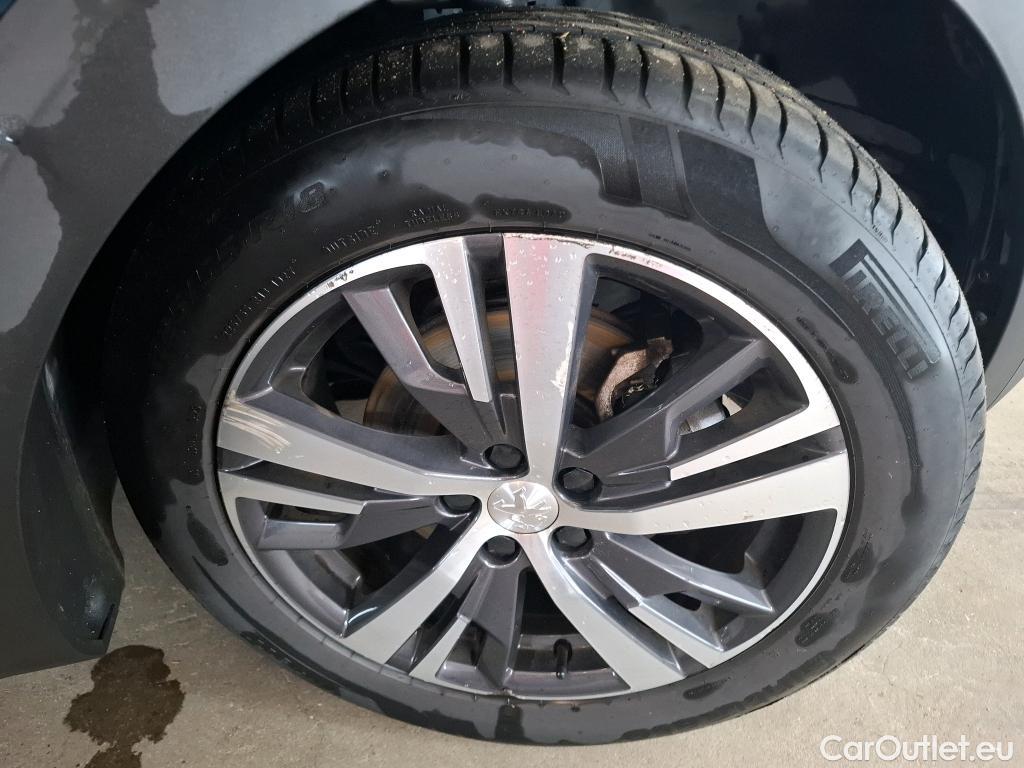  Peugeot  3008  Allure 1.5 HDi 130CV BVA8 E6d #2