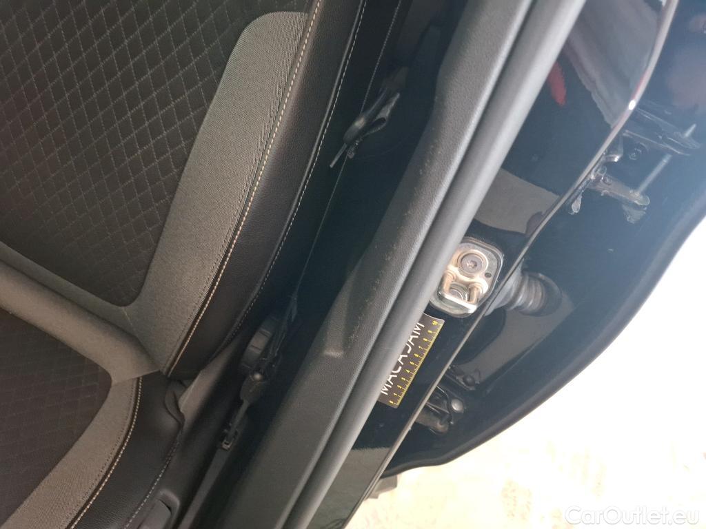  Opel   Grandland X Grandland X Elegance Business 1.5 130CV BVA8 E6d #5