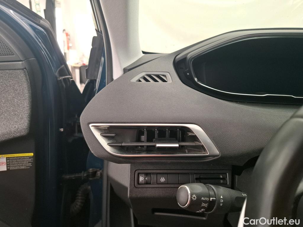  Peugeot  3008  Allure Pack 1.5 HDi 130CV BVA8 E6d #10