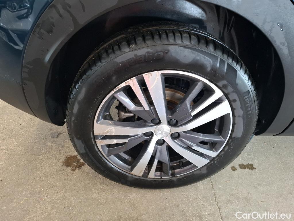  Peugeot  3008  Allure 1.5 HDi 130CV BVA8 E6d #18