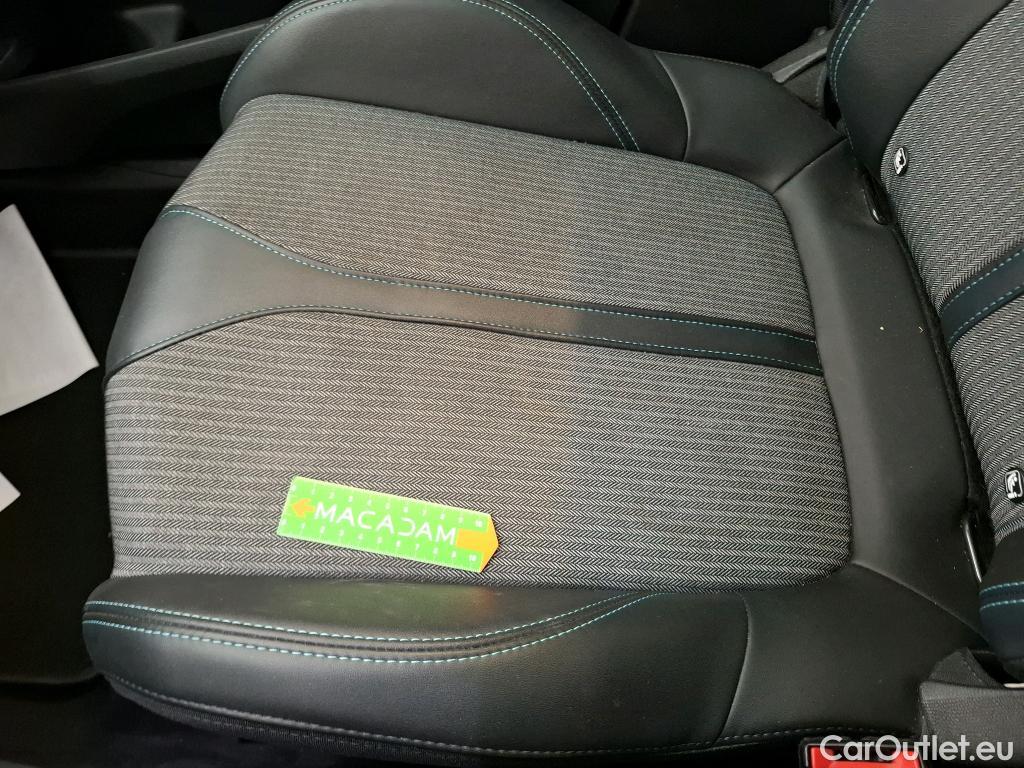  Peugeot  3008  Allure 1.5 HDi 130CV BVA8 E6d #28