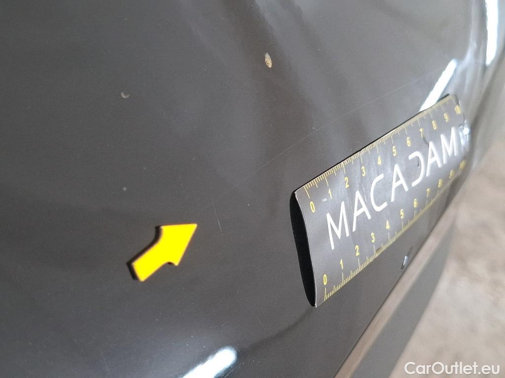  Peugeot  2008  Active Pack 1.5 HDi 110CV BVM6 E6d #26