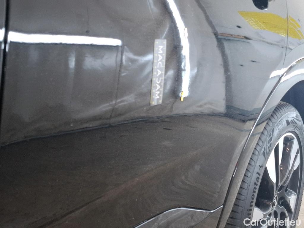  Opel   Grandland X Grandland X Elegance Business 1.5 130CV BVA8 E6d #3