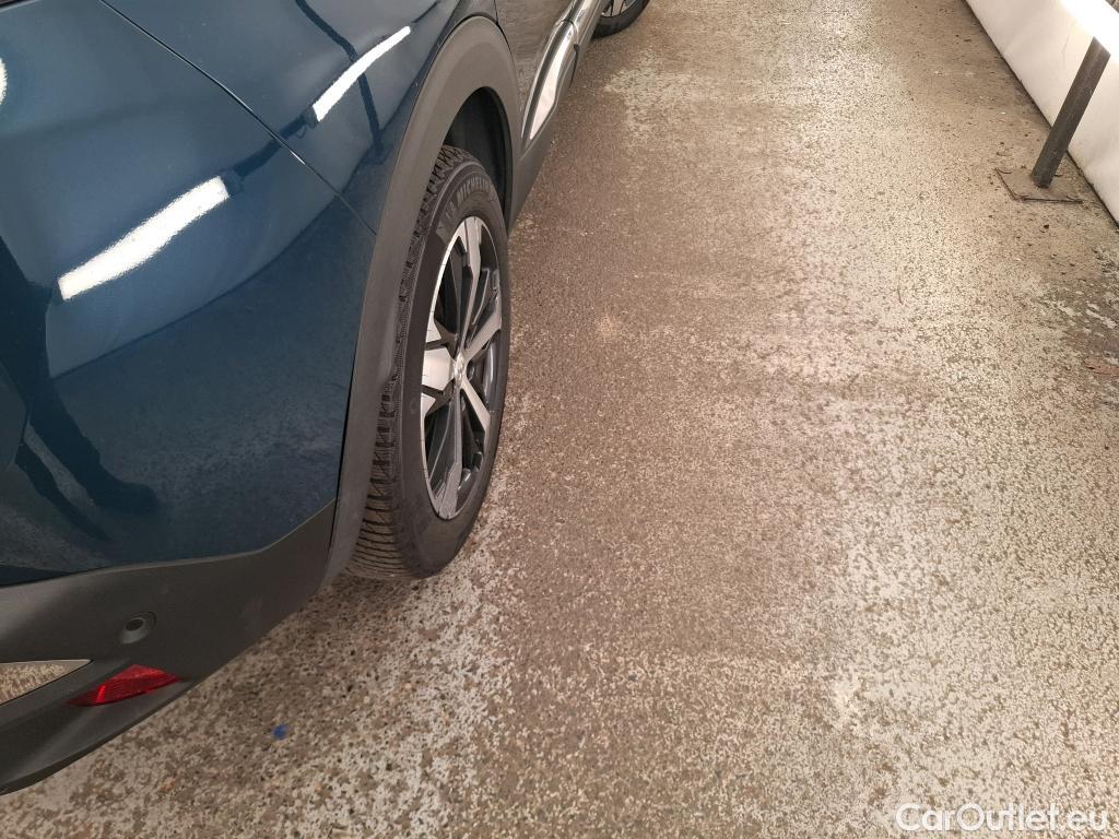  Peugeot  3008  Allure Pack 1.5 HDi 130CV BVA8 E6d #23