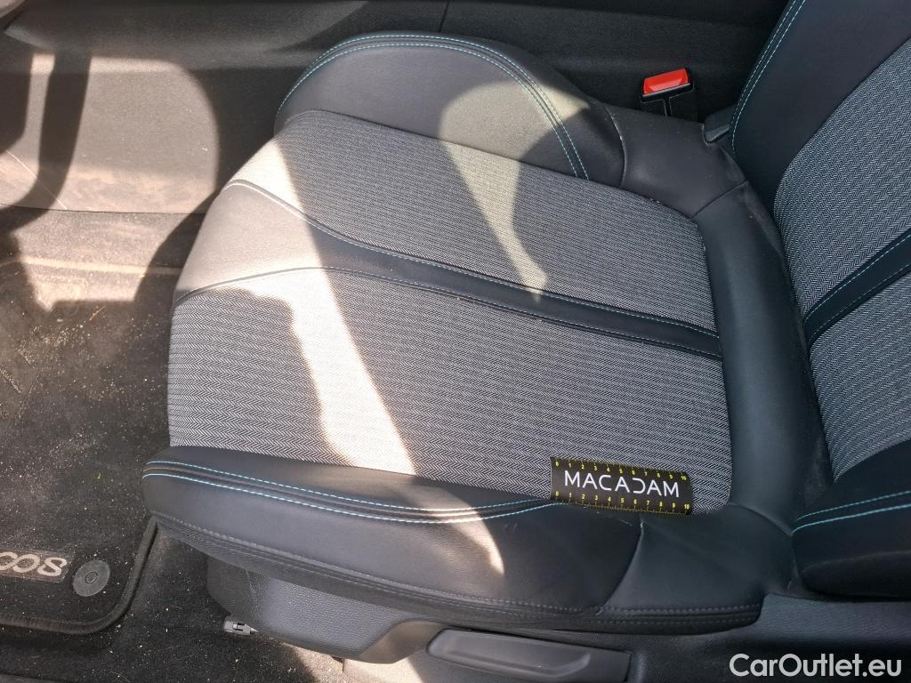  Peugeot  3008  II Allure Pack 1.5 HDi 130CV BVA8 E6d #1