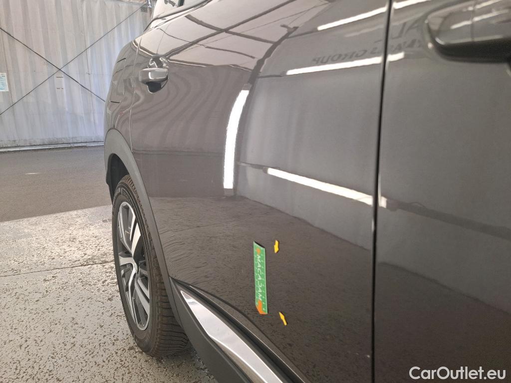  Peugeot  3008 PEUGEOT  / 2020 / 5P / SUV BlueHDi 130 S&S EAT8 Allure Pack #19