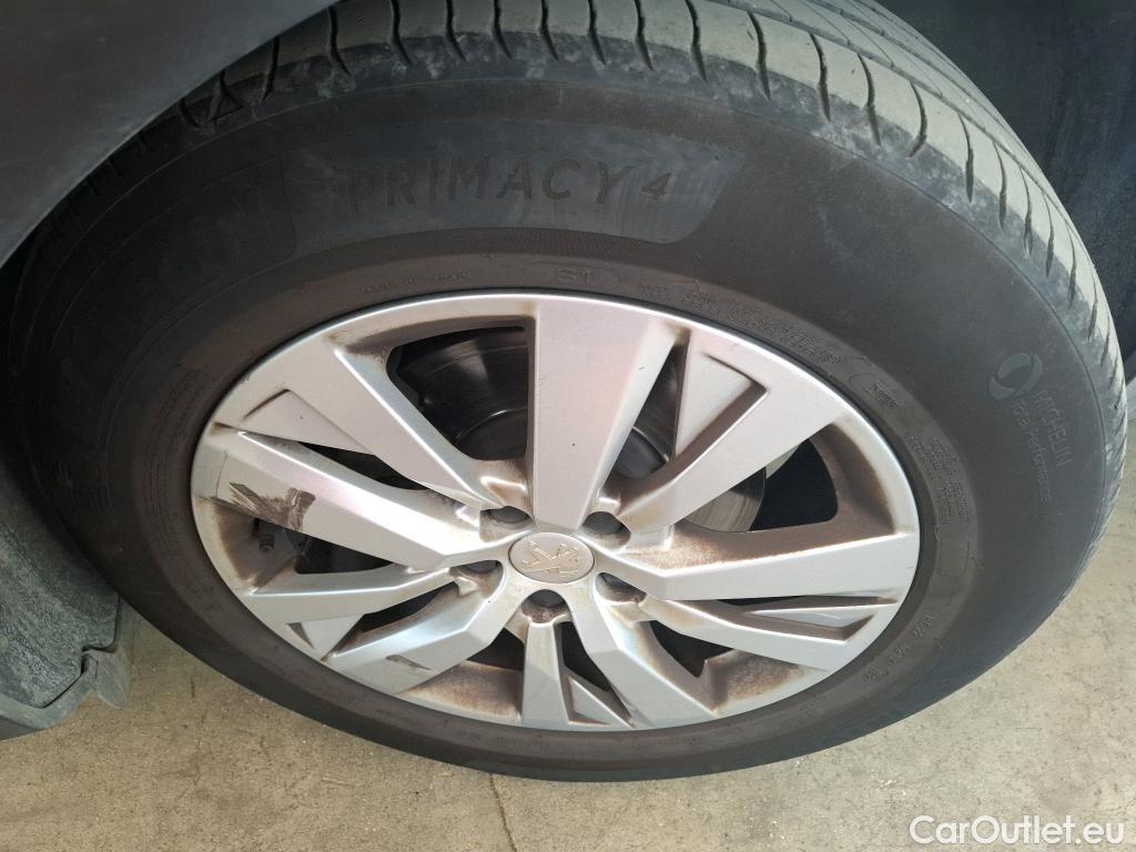  Peugeot  5008  Active Business 1.5 HDi 130CV BVA8 E6d #45