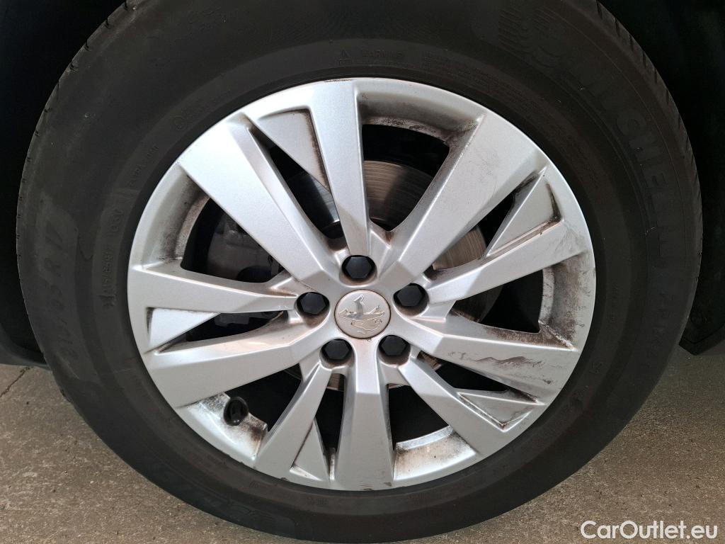  Peugeot  5008  Active Business 1.5 HDi 130CV BVA8 E6d #110