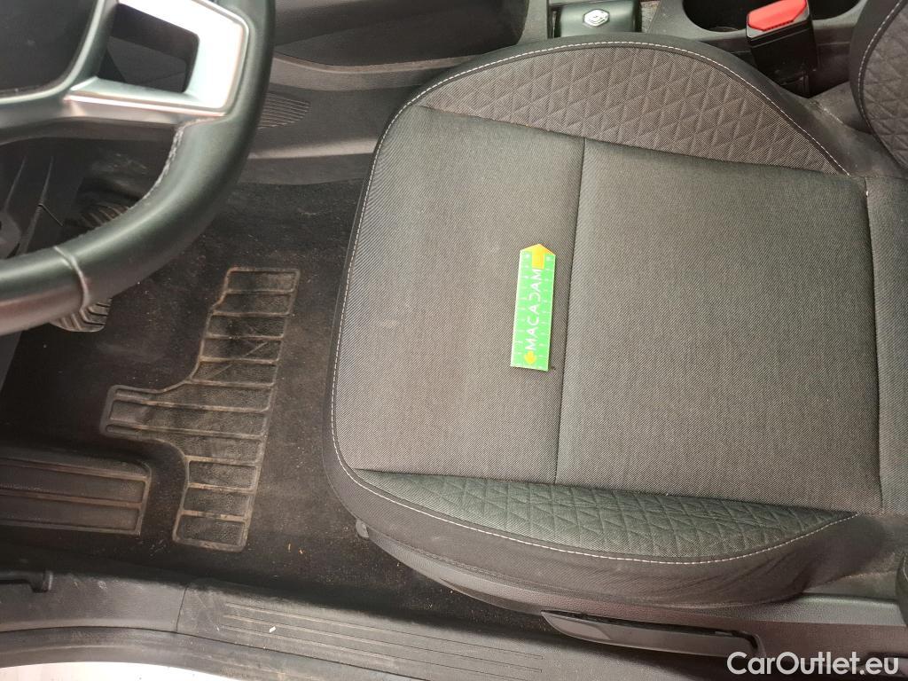  Renault  Captur  II Business 1.6 E-TECH Hybrid 145CV BVA6 E6d #43