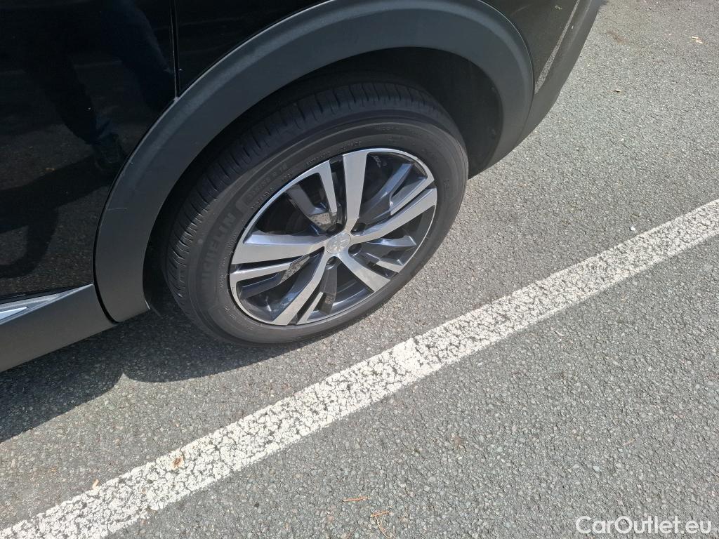  Peugeot  5008  Allure Pack 1.2 PureTech 130CV BVA8 7 Sieges E6d #24
