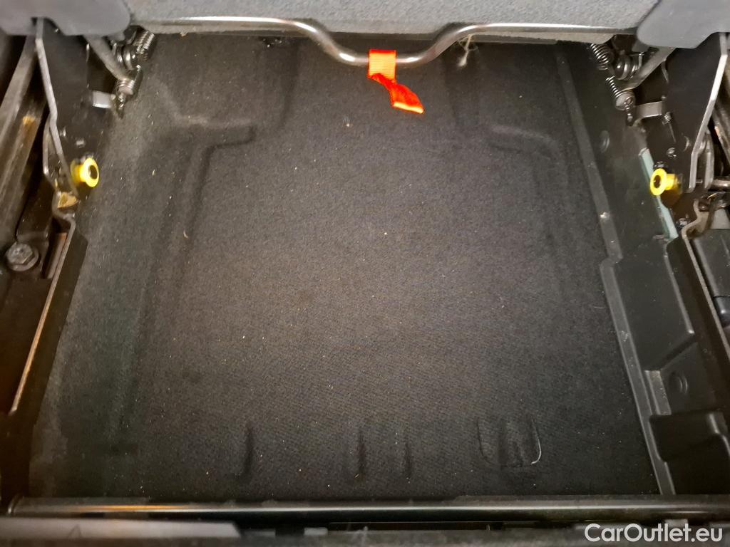  Peugeot  5008  Allure 1.5 HDi 130CV BVA8 7 Sieges E6d #74
