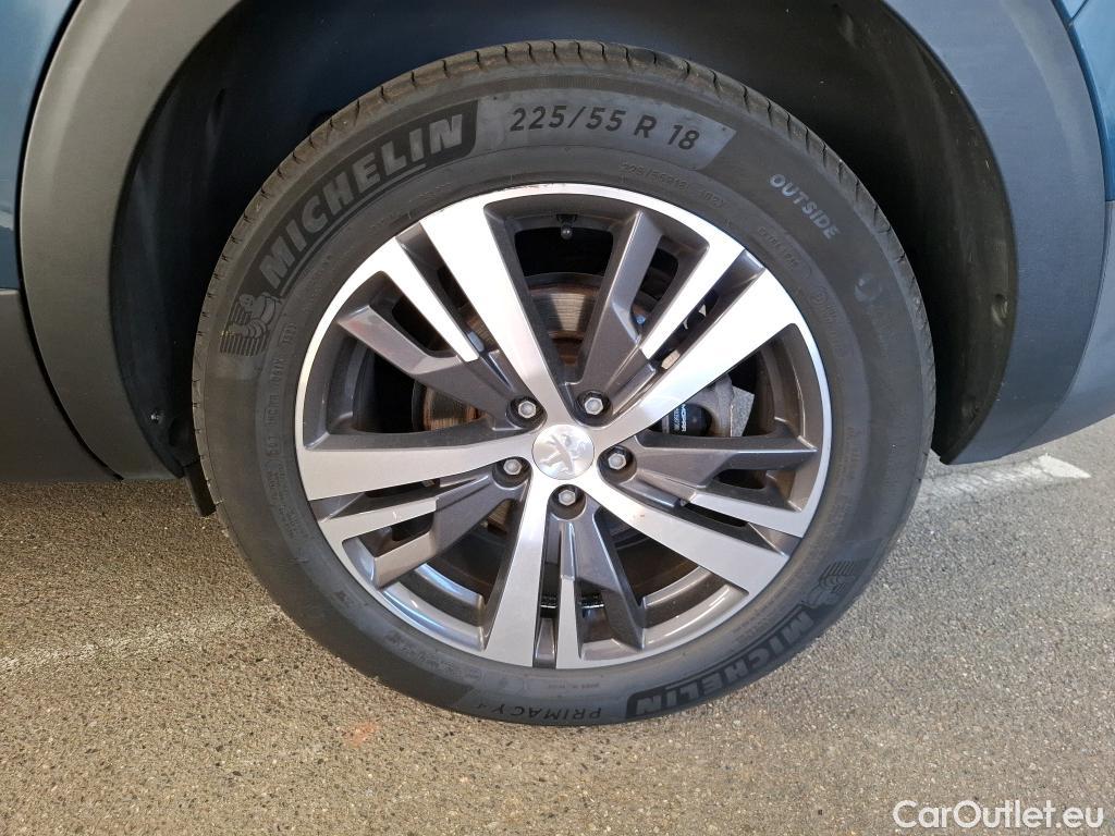  Peugeot  5008  Allure 1.5 HDi 130CV BVA8 7 Sieges E6d #14