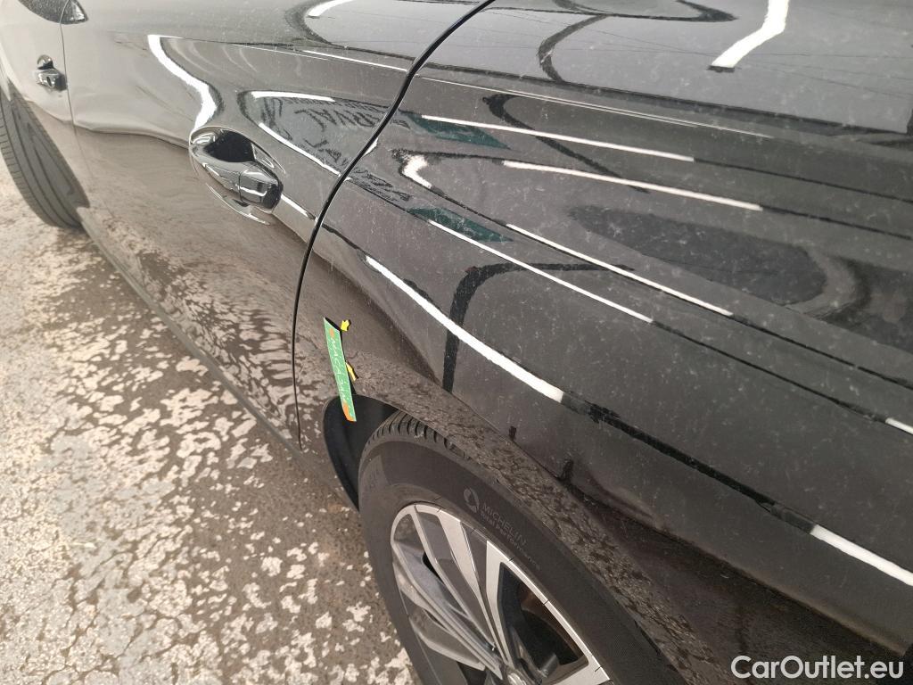  Peugeot  508 PEUGEOT  SW / 2018 / 5P / Break PureTech 130 S&S EAT8 Allure Pack #15