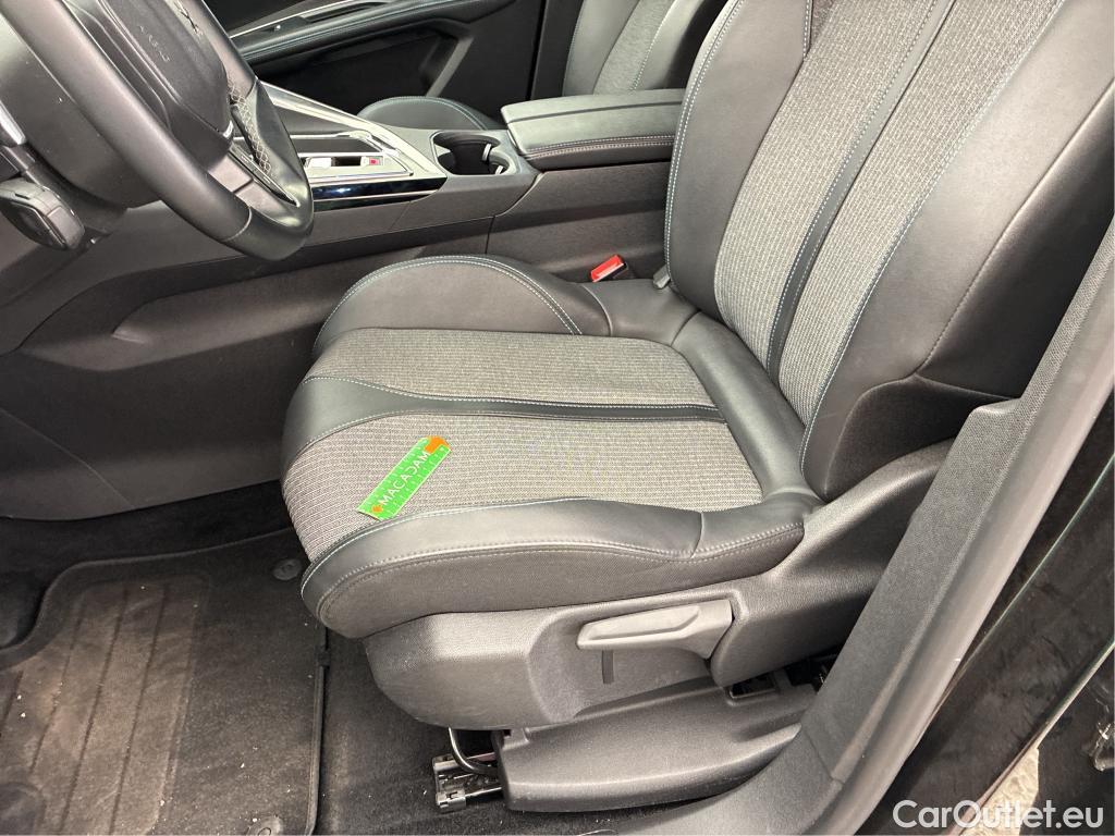  Peugeot  5008  Allure Pack 1.5 HDi 130CV BVA8 7 Sieges E6d #1