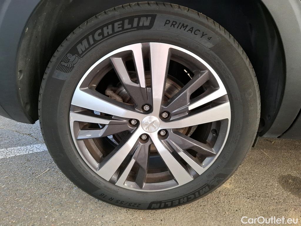  Peugeot  5008  Allure 1.5 HDi 130CV BVA8 7 Sieges E6d #95