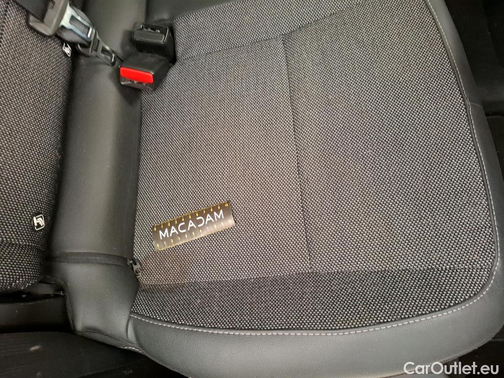  Renault  Captur RENAULT  / 2019 / 5P / SUV Intens E-Tech hybride recharg 160 - 21 #24