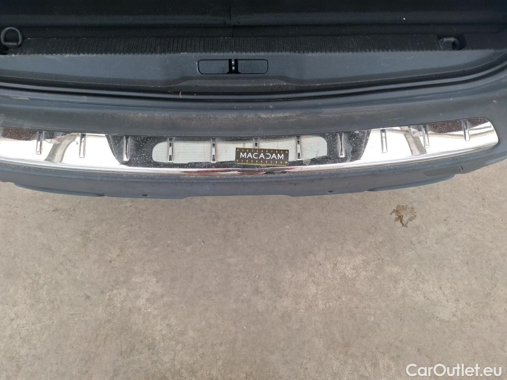  Peugeot  5008  Allure 1.5 HDi 130CV BVA8 7 Sieges E6d #4