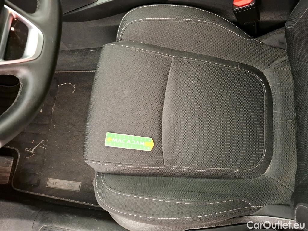  Renault  Megane  IV Berline 5 ptes. Business 1.5 dCi 115CV BVA7 E6d #51