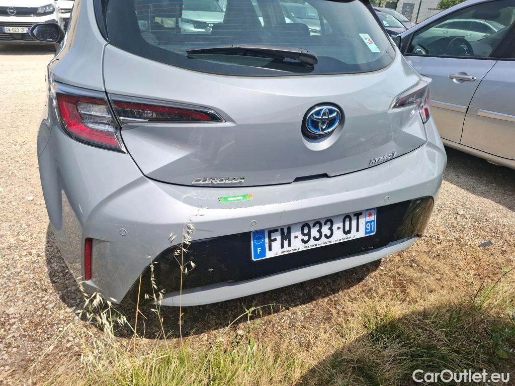  Toyota  Corolla TOYOTA  / 2018 / 5P / Berline Hybride 122h Dynamic Business #26