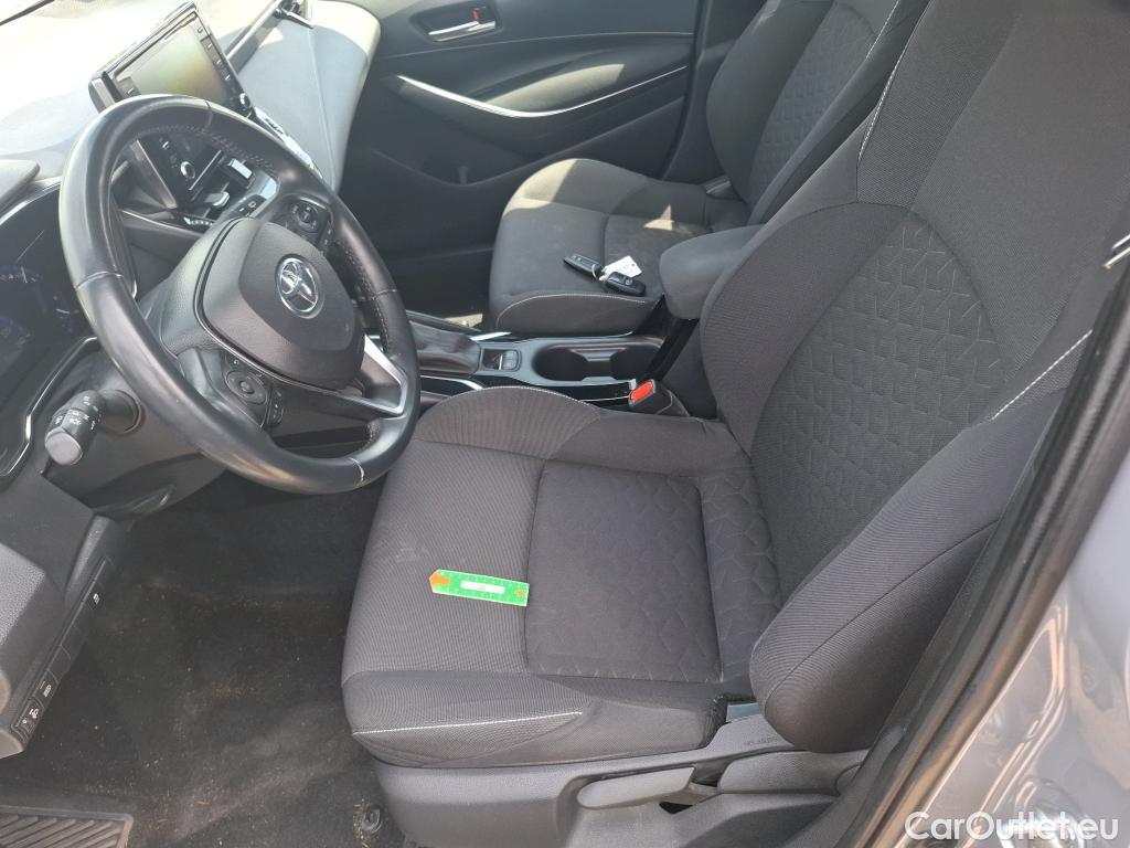  Toyota  Corolla TOYOTA  / 2018 / 5P / Berline Hybride 122h Dynamic Business #36