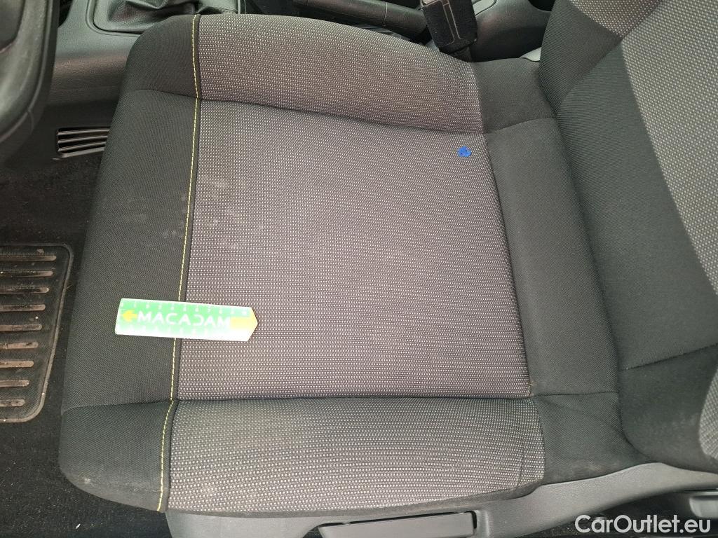  Citroen  C3  Société Feel 1.5 BlueHDI 100CV BVM6 E6d #40