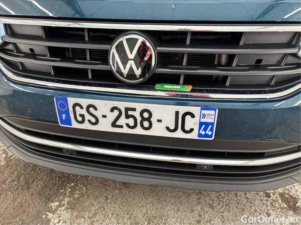  Volkswagen  Tiguan VOLKSWAGEN  / 2020 / 5P / SUV 2.0 TDI 150 DSG7 Life Business #25