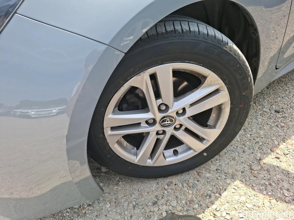  Toyota  Corolla TOYOTA  / 2018 / 5P / Berline Hybride 122h Dynamic Business #12