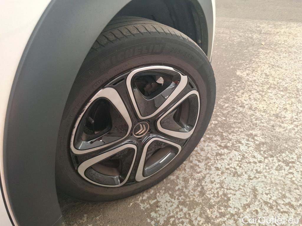  Citroen  C3  Société Feel 1.5 BlueHDI 100CV BVM6 E6d #37