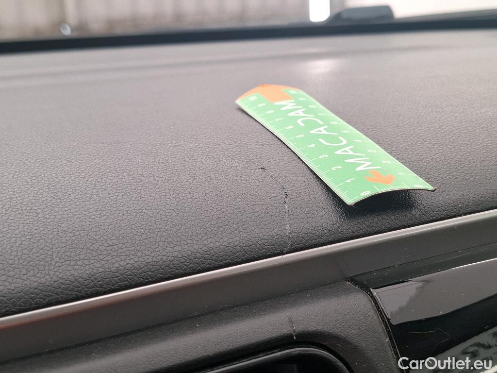  Citroen  C3  Société Feel 1.5 BlueHDI 100CV BVM6 E6d #2