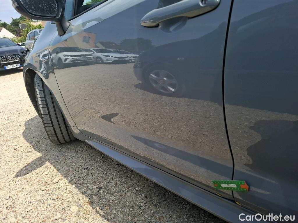  Toyota  Corolla TOYOTA  / 2018 / 5P / Berline Hybride 122h Dynamic Business #5